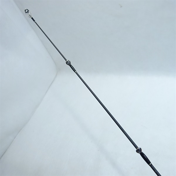 ０６ライカルＲＥ－８３２Ｅ